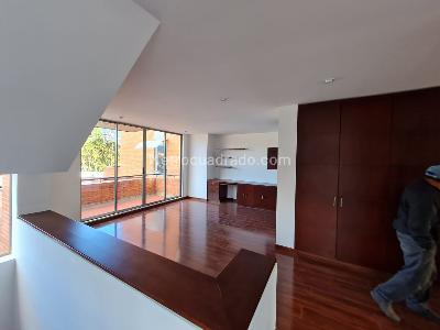 Casa de 4 alcobas en venta en San Jose De Bavaria, Bogotá, 420 m² · foto 10 de 19