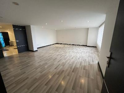 Apartamento en venta en El Refugio, Bogotá · foto 10 de 15