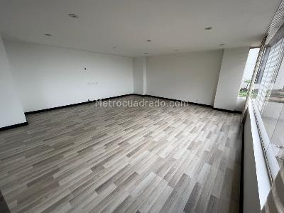 Apartamento en venta en El Refugio, Bogotá · foto 7 de 15