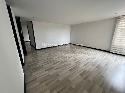 Apartamento en venta en El Refugio, Bogotá · foto 8 de 15