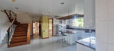 Casa de 4 alcobas en venta en Bogota| San Jose De Bavaria, Bogotá, 400 m² · foto 10 de 17
