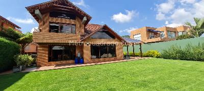 Casa de 4 alcobas en venta en San Jose De Bavaria, Bogotá, 467 m² · foto 20 de 20