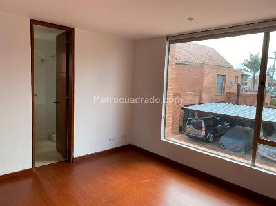 Casa de 4 alcobas en venta en San Jose De Bavaria, Bogotá, 540 m² · foto 11 de 20