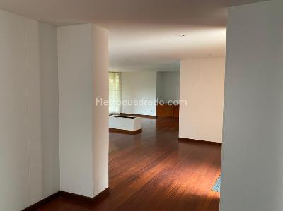 Casa de 4 alcobas en venta en San Jose De Bavaria, Bogotá, 540 m² · foto 13 de 20