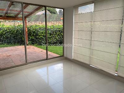 Casa de 4 alcobas en venta en San Jose De Bavaria, Bogotá, 540 m² · foto 2 de 20