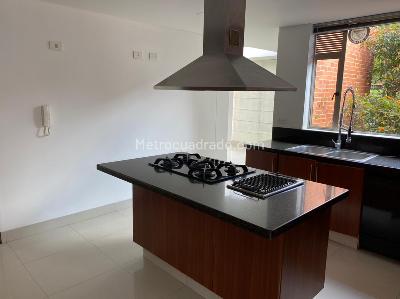 Casa de 4 alcobas en venta en San Jose De Bavaria, Bogotá, 540 m² · foto 4 de 20