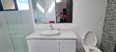 Casa de 4 alcobas en venta en Hacienda San Simon, Bogotá, 400 m² · foto 14 de 18