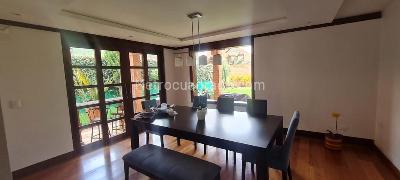Casa de 4 alcobas en venta en San Jose De Bavaria, Bogotá, 480 m² · foto 2 de 20