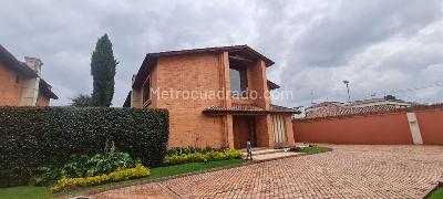 Casa de 4 alcobas en venta en San Jose De Bavaria, Bogotá, 480 m² · foto 14 de 20