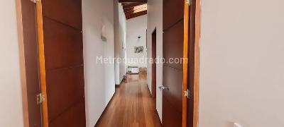 Casa de 4 alcobas en venta en San Jose De Bavaria, Bogotá, 480 m² · foto 8 de 20