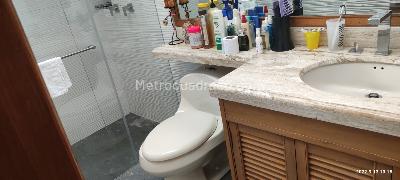 Casa de 4 alcobas en venta en San Jose De Bavaria, Bogotá, 376 m² · foto 5 de 16