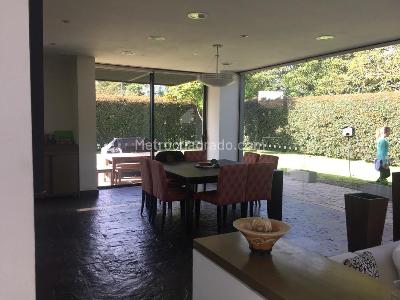 Casa de 4 alcobas en venta en Hacienda San Simon, Bogotá, 453 m² · foto 3 de 13