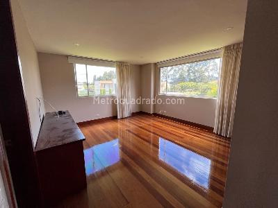 Casa de 4 alcobas en venta en Hacienda San Simon, Bogotá, 438 m² · foto 9 de 17