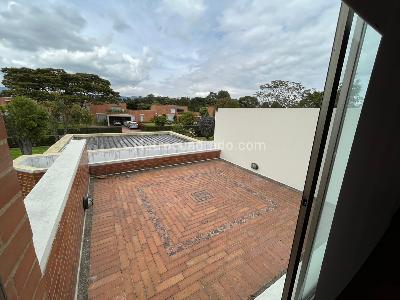 Casa de 4 alcobas en venta en Hacienda San Simon, Bogotá, 240 m² · foto 6 de 20