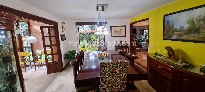 Casa de 4 alcobas en venta en San Jose De Bavaria, Bogotá, 340 m² · foto 3 de 17