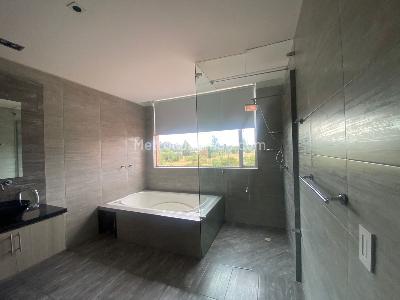 Casa de 4 alcobas en venta en San Jose De Bavaria, Bogotá, 450 m² · foto 12 de 19