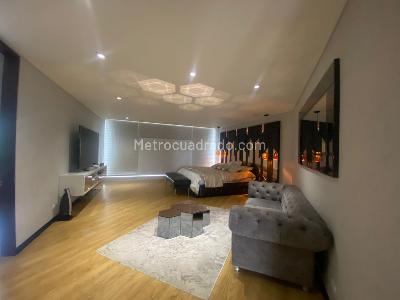 Casa de 4 alcobas en venta en San Jose De Bavaria, Bogotá, 450 m² · foto 13 de 19