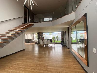 Casa de 4 alcobas en venta en San Jose De Bavaria, Bogotá, 450 m² · foto 18 de 19