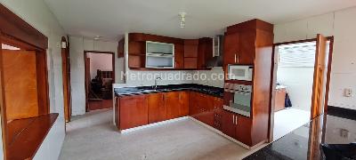 Casa de 4 alcobas en venta en Hacienda San Simon, Bogotá, 384 m² · foto 16 de 20