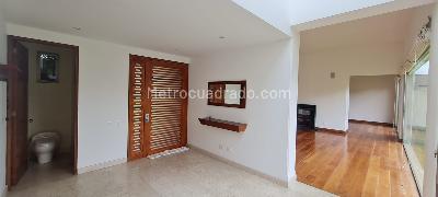 Casa de 4 alcobas en venta en Hacienda San Simon, Bogotá, 300 m² · foto 15 de 20