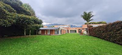 Casa de 4 alcobas en venta en Hacienda San Simon, Bogotá, 300 m² · foto 7 de 20