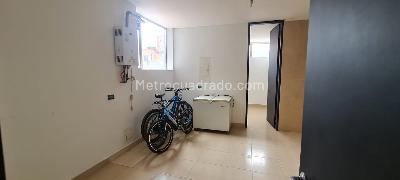 Casa de 4 alcobas en venta en San Jose De Bavaria, Bogotá, 430 m² · foto 16 de 19