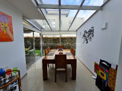 Casa de 4 alcobas en venta en Hacienda San Simon, Bogotá, 380 m² · foto 4 de 19