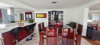 Casa de 4 alcobas en venta en San Jose De Bavaria, Bogotá, 480 m² · foto 3 de 14