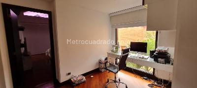 Casa de 4 alcobas en venta en San Jose De Bavaria, Bogotá, 860 m² · foto 17 de 19