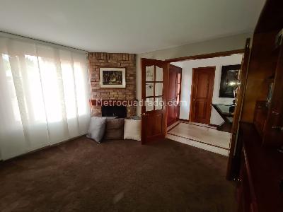 Casa de 4 alcobas en venta en San Jose De Bavaria, Bogotá, 320 m² · foto 8 de 20