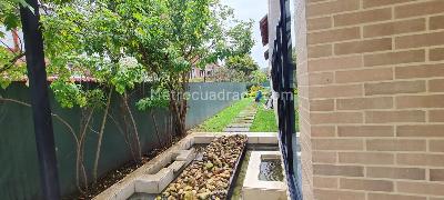 Casa de 4 alcobas en venta en San Jose De Bavaria, Bogotá, 500 m² · foto 17 de 18