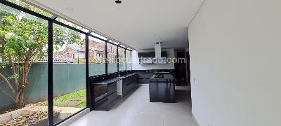 Casa de 4 alcobas en venta en San Jose De Bavaria, Bogotá, 500 m² · foto 2 de 18