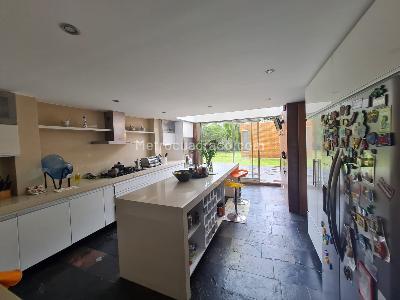 Casa de 4 alcobas en venta en Hacienda San Simon, Bogotá, 260 m² · foto 2 de 17
