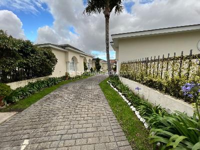Casa de 4 alcobas en venta en San Jose De Bavaria, Bogotá, 286 m² · foto 14 de 15