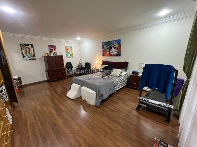 Casa de 4 alcobas en venta en San Jose De Bavaria, Bogotá, 286 m² · foto 5 de 15