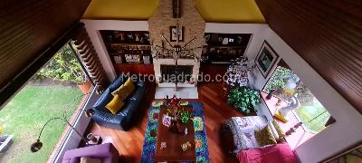 Casa de 4 alcobas en venta en San Jose De Bavaria, Bogotá, 340 m² · foto 3 de 18