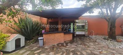 Casa en venta en San Jose De Bavaria, Bogotá · foto 2 de 18