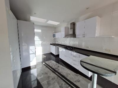 Casa en venta en San Jose De Bavaria, Bogotá · foto 7 de 20