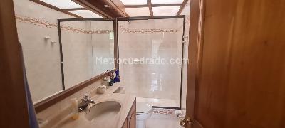 Casa de 4 alcobas en venta en San Jose De Bavaria, Bogotá, 300 m² · foto 4 de 20