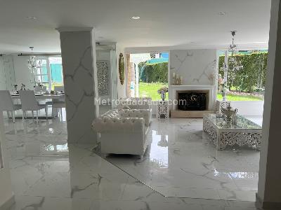 Casa de 4 alcobas en venta en San Jose De Bavaria, Bogotá, 350 m² · foto 5 de 14