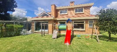 Casa de 4 alcobas en venta en Hacienda San Simon, Bogotá, 250 m² · foto 16 de 17