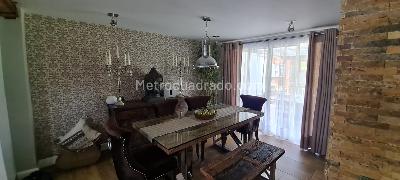 Casa de 4 alcobas en venta en San Jose De Bavaria, Bogotá, 400 m² · foto 3 de 19