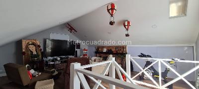 Casa de 4 alcobas en venta en San Jose De Bavaria, Bogotá, 400 m² · foto 7 de 19