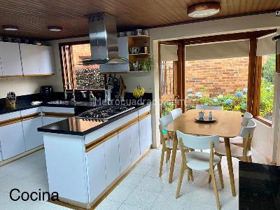 Casa en venta en San Jose De Bavaria, Bogotá · foto 6 de 20