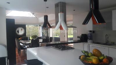 Casa de 4 alcobas en venta en Hacienda San Simon, Bogotá, 330 m² · foto 2 de 16