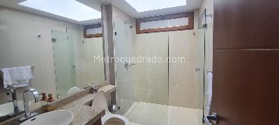 Casa de 4 alcobas en venta en San Jose De Bavaria, Bogotá, 500 m² · foto 14 de 17