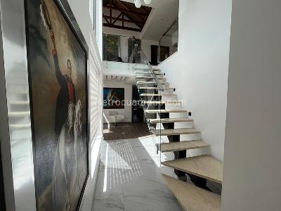 Casa de 4 alcobas en venta en San Jose De Bavaria, Bogotá, 320 m² · foto 4 de 18