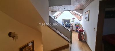 Casa de 4 alcobas en venta en San Jose De Bavaria, Bogotá, 330 m² · foto 9 de 17