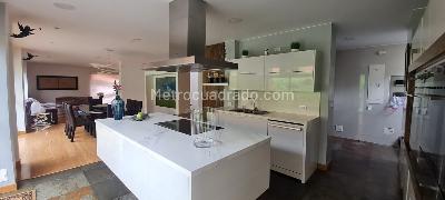 Casa en venta en San Jose De Bavaria, Bogotá · foto 5 de 19