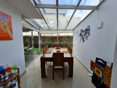 Casa de 4 alcobas en venta en Hacienda San Simon, Bogotá, 380 m² · foto 4 de 20